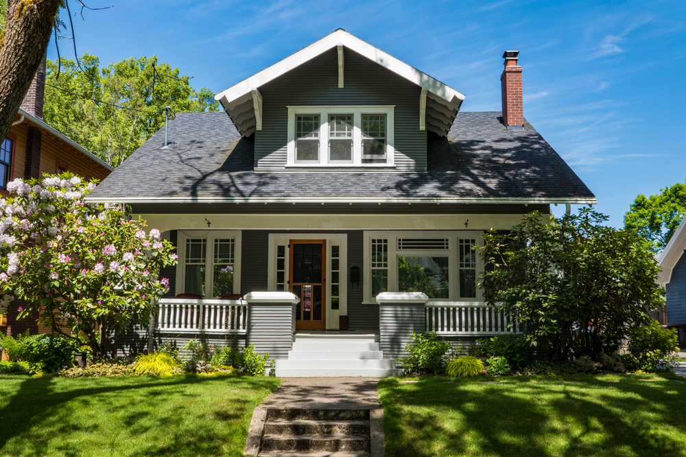 The 3 Defining Features of the American Craftsman Home