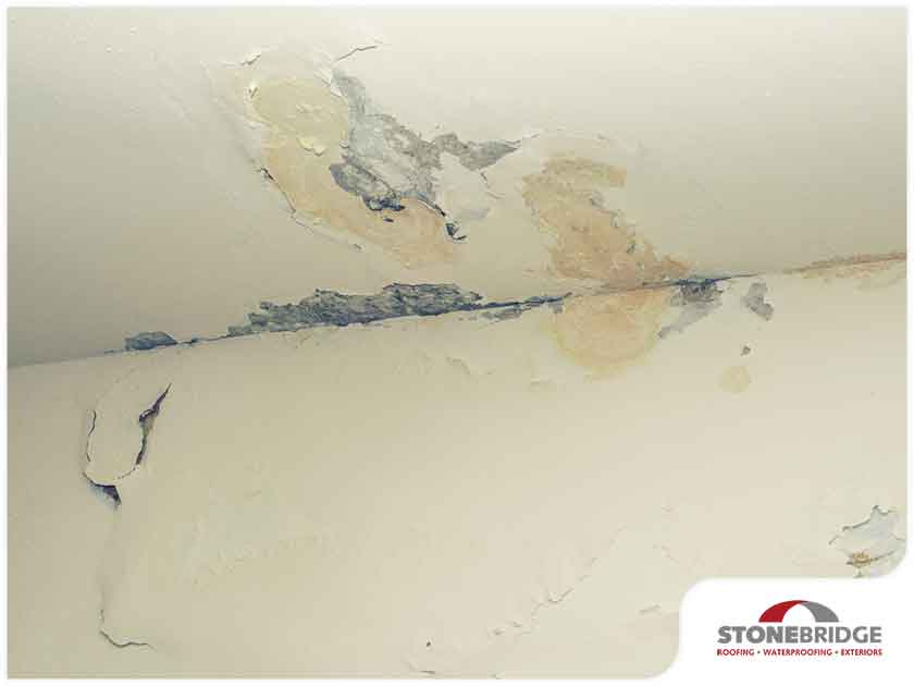 5 Risks of Ignoring a Leaking Roof